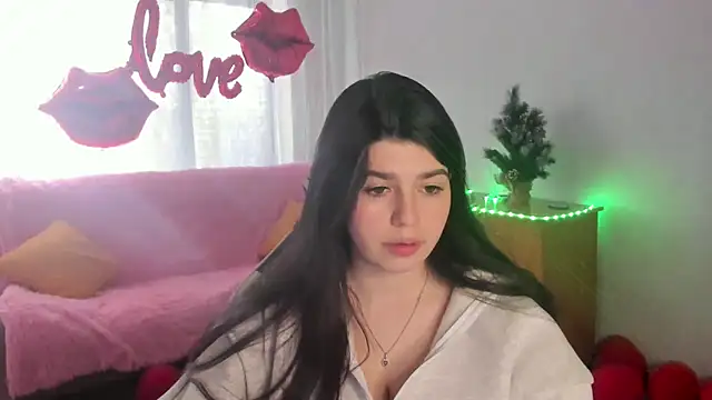 KisaModel online show from February 26, 6:45 am