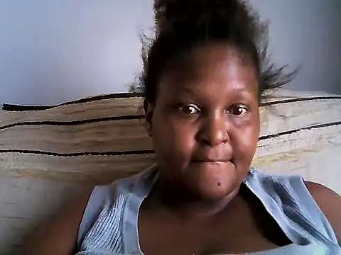 sweetmilkylady online show from April 6, 1:12 pm