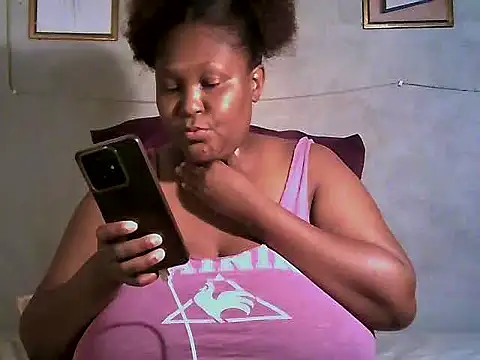 sweetmilkylady online show from April 13, 8:48 am