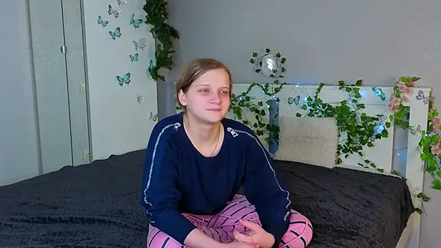 HazeElariel online show from March 30, 3:33 pm