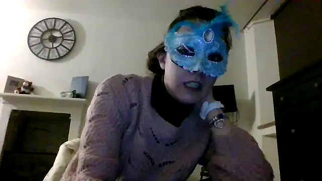aries1976 online show from February 19, 7:35 pm