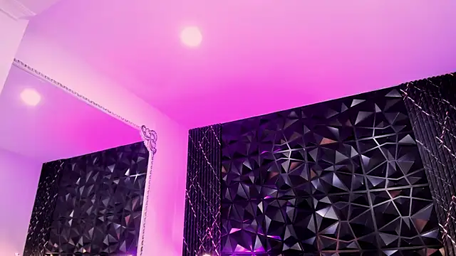 AriadnaLoren online show from February 15, 7:51 am