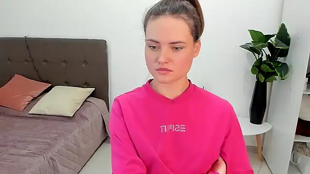 Jessy lil online show from February 14, 12:40 pm