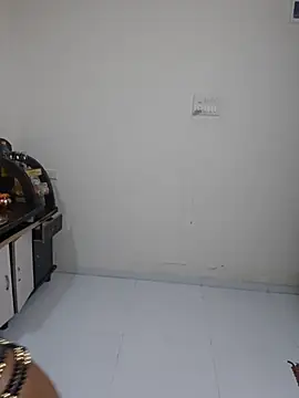 STICKY GIRL online show from April 12, 4:10 pm