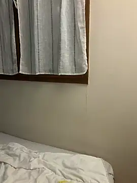 CoquineCharmeuse online show from March 18, 10:04 pm