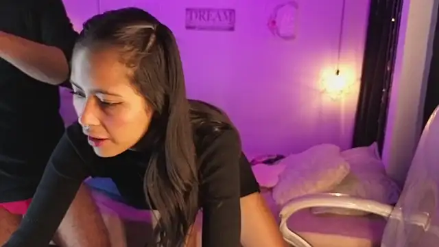 annie and ryan online show from December 18, 5:01 am