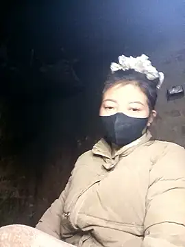 uyen syx online show from January 7, 11:08 pm