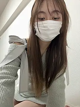 shuka-xoxo online show from April 15, 5:24 pm