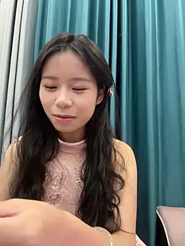 Kawaii-P online show from January 5, 5:49 pm