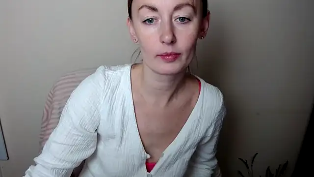 LiaSeass  online show from January 6, 8:18 am