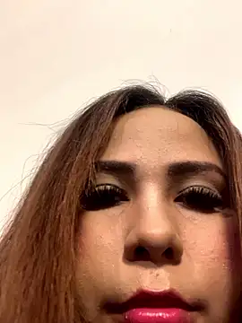 Lunara Vall online show from February 26, 3:38 am