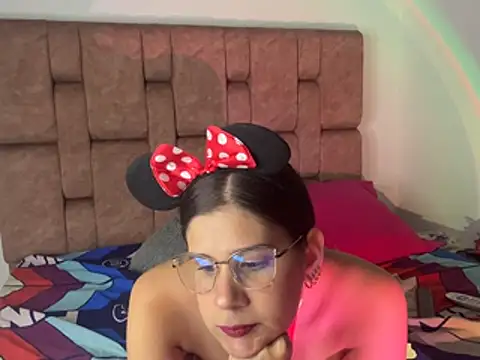 vanessa hot69  online show from July 30, 3:29 am