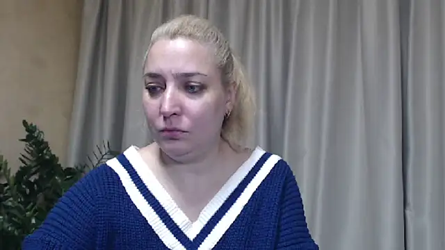 sweetpussy13 online show from October 30, 8:38 am