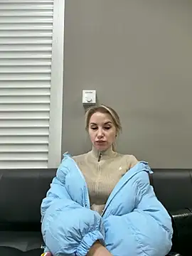 Hanna--Sweet online show from March 25, 6:27 am