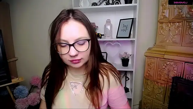 LiliaErmi online show from December 14, 9:48 am