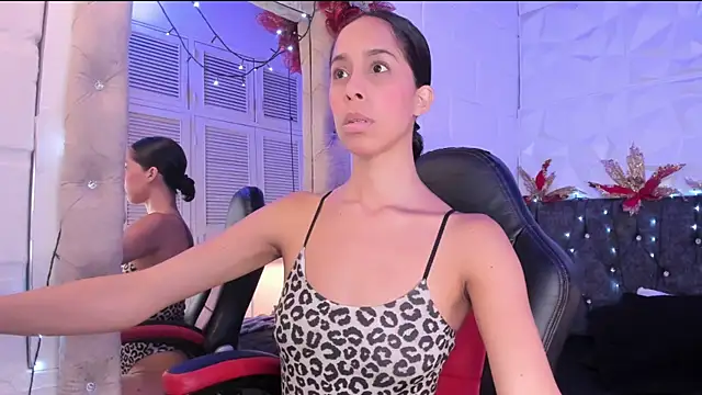 Perla dl online show from December 22, 10:35 pm