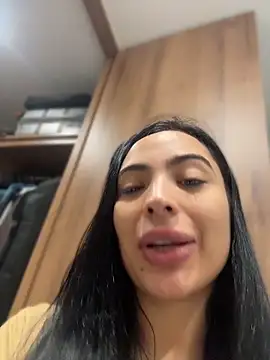 ValeriaTorress  online show from April 15, 1:22 pm