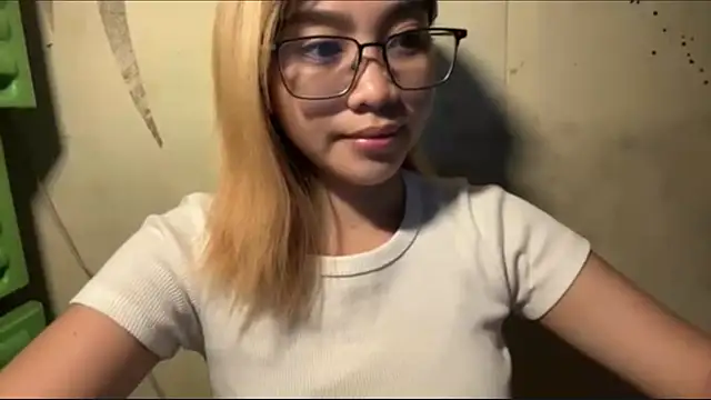 LenoraFrailey online show from January 11, 1:16 pm