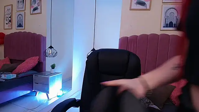 Celestee15  online show from April 8, 11:23 am