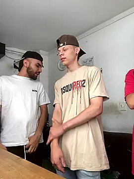 jamess 0 online show from January 14, 8:58 pm