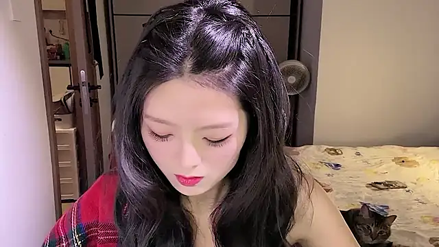 Koikoi    online show from December 17, 2:10 pm