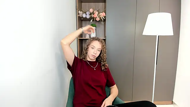 StevieKemner online show from December 18, 11:04 am