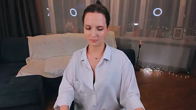 Ariadna Shy online show from March 1, 12:10 am