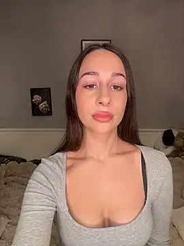 ChiaraSommer online show from April 3, 4:16 pm