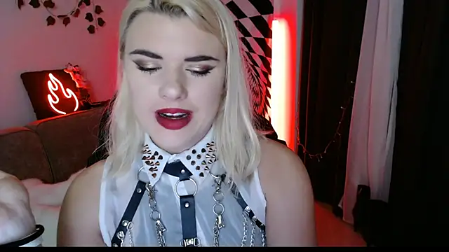 Ariana Saint online show from March 21, 9:42 pm