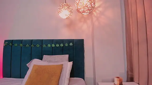 GahiaBelucci online show from March 17, 11:47 am