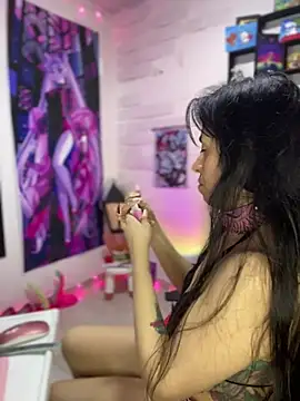 Sky Girl LS online show from March 10, 5:11 am