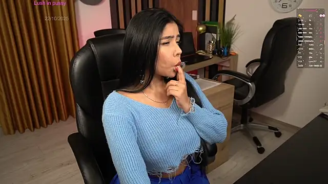 Snapshot of secretary_bj chatting on October 22, 9:42 pm secretary bj online show from October 22, 9:42 pm