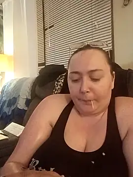 pinkcheetah12 online show from March 10, 6:39 am