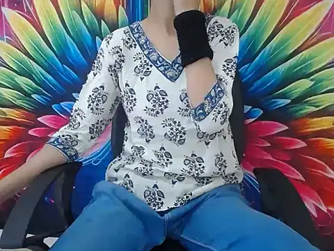 Farhana beautyfull online show from June 12, 4:53 am