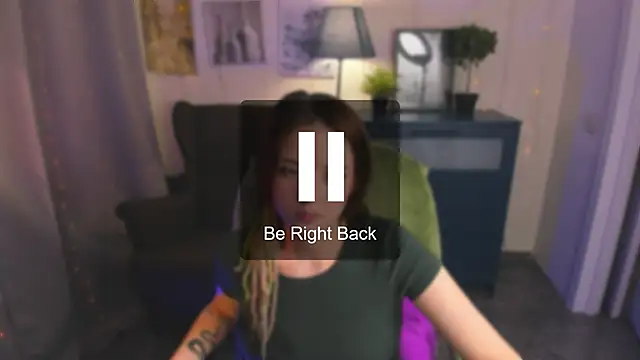 SarahShelby online show from June 12, 10:34 am