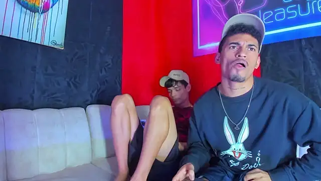 BrownieLoverss online show from January 11, 3:00 am