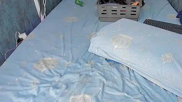 RedAssHottie online show from March 2, 7:15 am