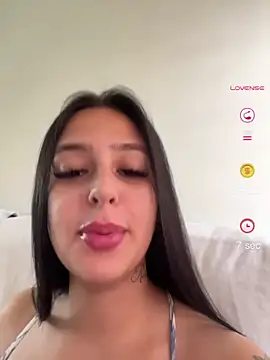 jujuarantes  2026 online show from May 29, 1:53 pm