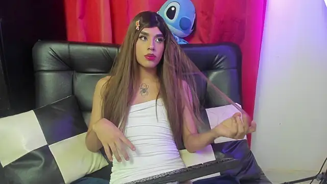 Mia Blossoml   online show from December 21, 2:27 am