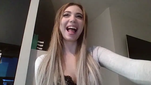 TeenLily online show from January 19, 3:52 pm