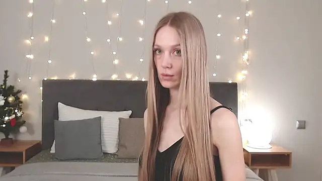 JuliMils online show from January 14, 12:43 pm