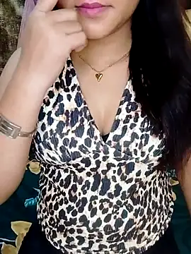 Saumyy online show from April 30, 9:41 pm