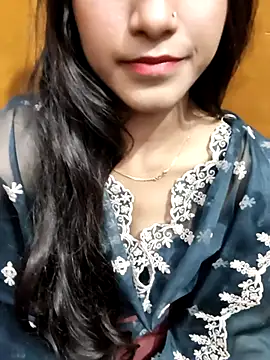 Yours-Zeenat online show from March 8, 6:56 pm