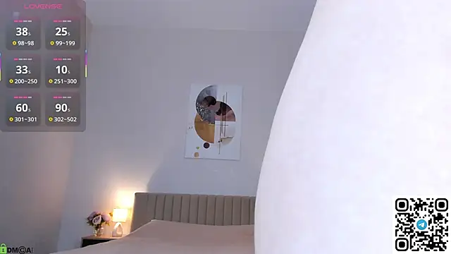 ChloeAlba online show from April 13, 8:04 am