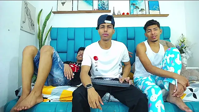 Interracial Snow Bunny online show from March 9, 1:14 pm