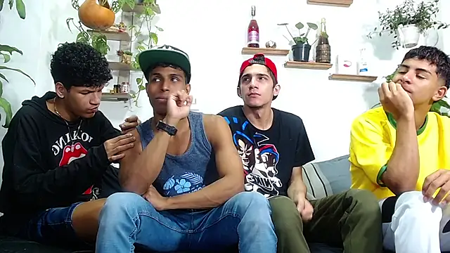 Interracial Snow Bunny online show from March 7, 11:23 pm