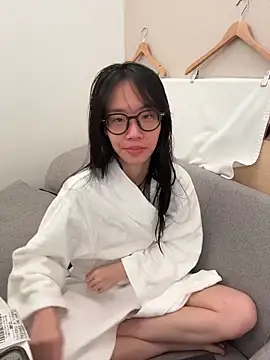 PetiteTight online show from March 27, 6:08 pm