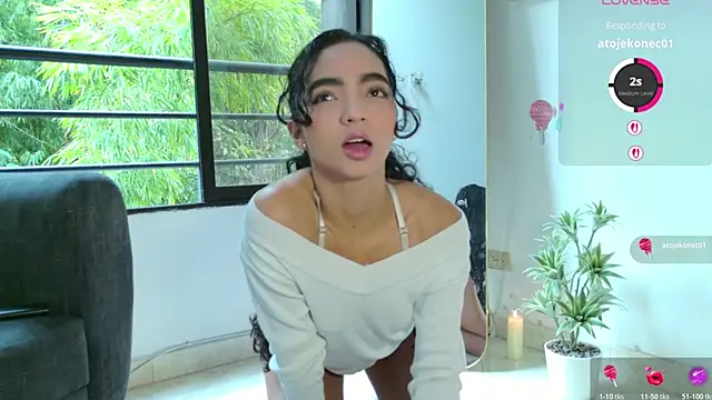 adelineevs online show from January 11, 9:31 pm