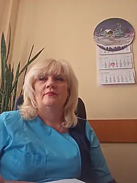 AliceStar333 online show from February 3, 11:04 am