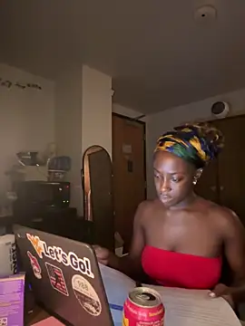 CookiesNcreaming online show from March 26, 3:30 am